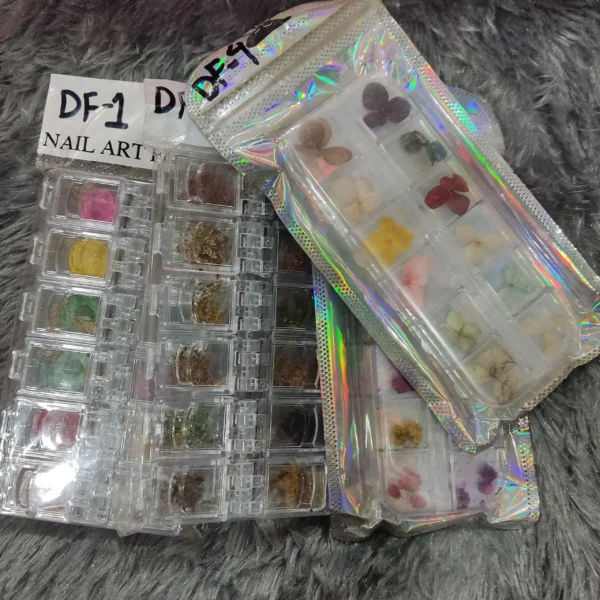 Nail Art Dry Flower