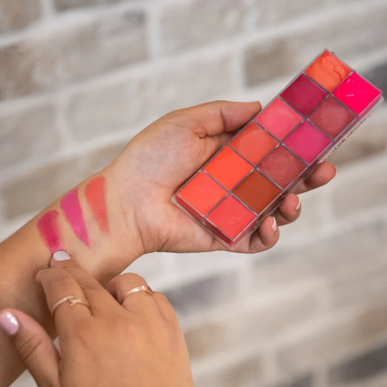 Ferrarucci 12 Color Lip Palette